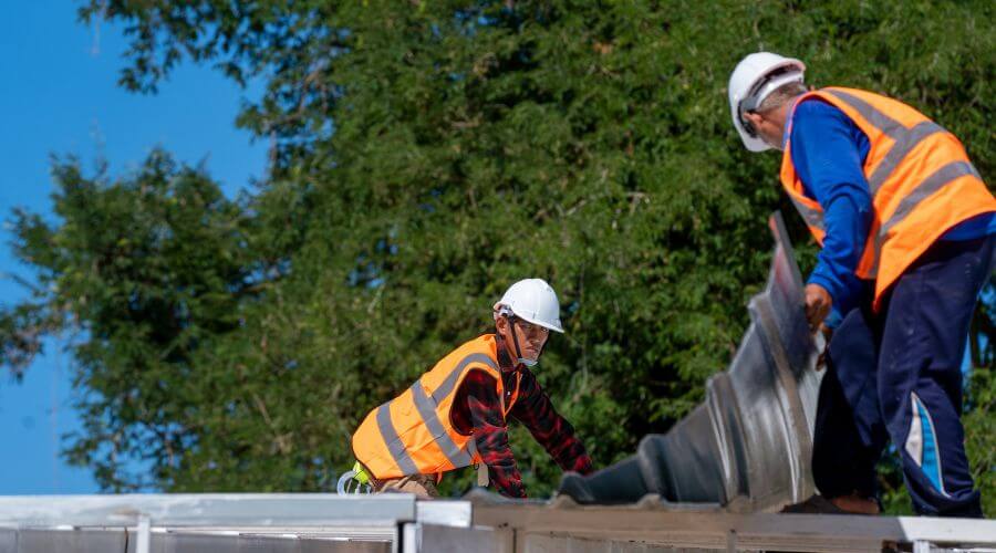 Professional Flat Roofing Installation in South Solon, OH